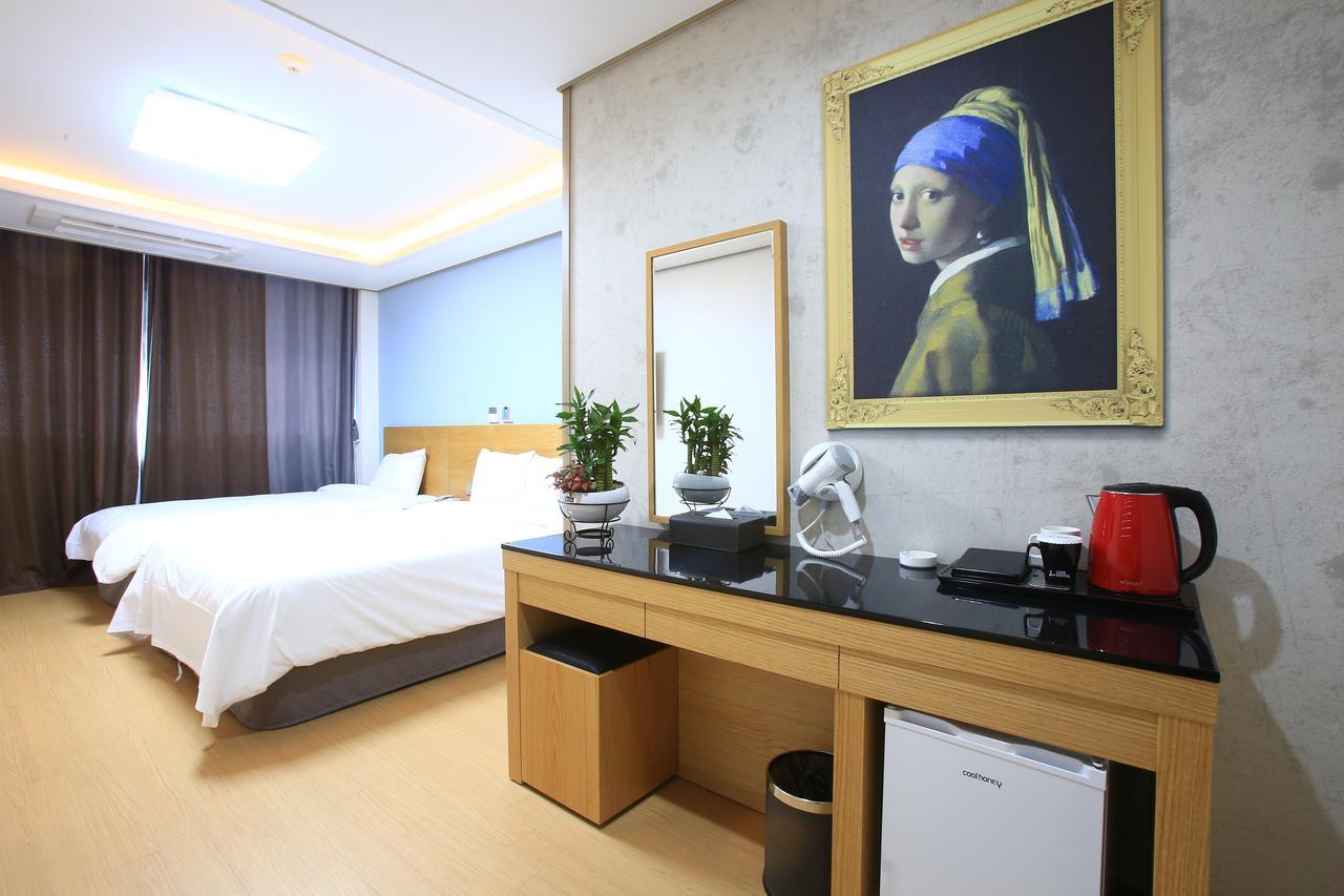 Jeju Line Hotel Esterno foto